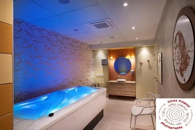 Hotel Domitys Les Lanternes Bleues